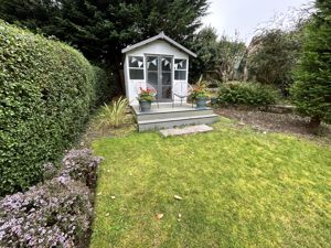 Photo 27- click for photo gallery